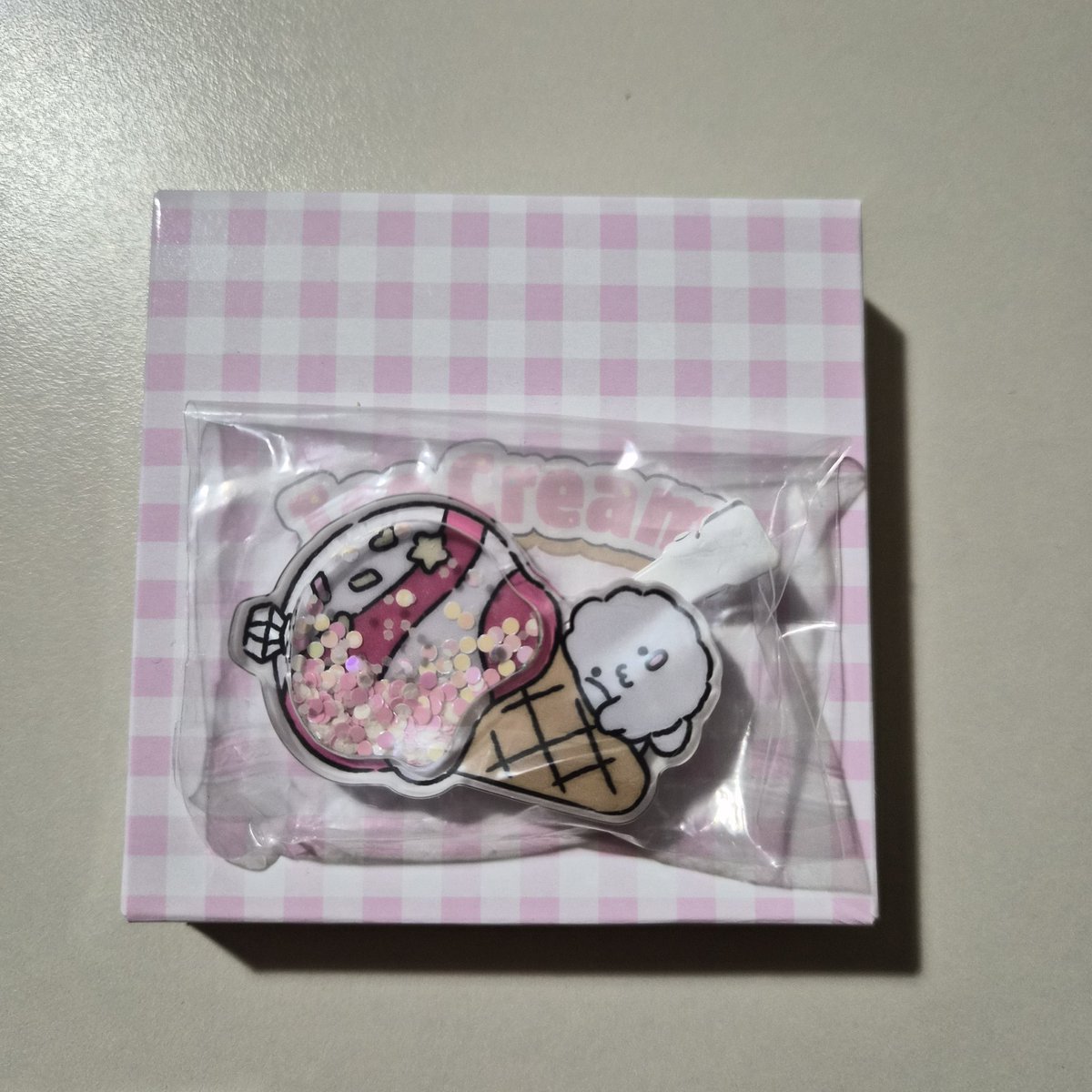 Ks217Mob's tweet photo. SEVENTEEN セブチ MINITEEN ミニティーン ポップアップ  アイス Ice cream カプセルトイ ヘアクリップ ヘアピン 譲渡

譲→カプセル🍒🐱🐯🍚🍊🐼
　　ヘアピン🍚
求→カプセル👼>全身(🦌🍕以外のメンバー)
　　ヘアピン🍕

郵送希望
お気軽にお声かけください🙇🏻‍♀️ https://t.co/kmL6Mo4Ir6