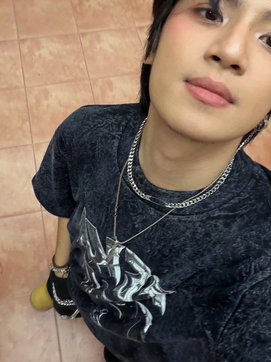 GenZix_KIYO's tweet photo. 🫣🫣🫣

GENZIX TEKATEKA MV 

#GenZix #TekaTeka #GenZixTekaTeka https://t.co/FS02MjExLl