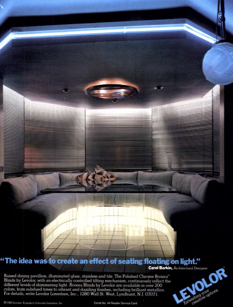 luusssso's tweet photo. The most ‘80s corner booth ever 

Chrome blinds and blue neon >> https://t.co/nAz4chwCX5