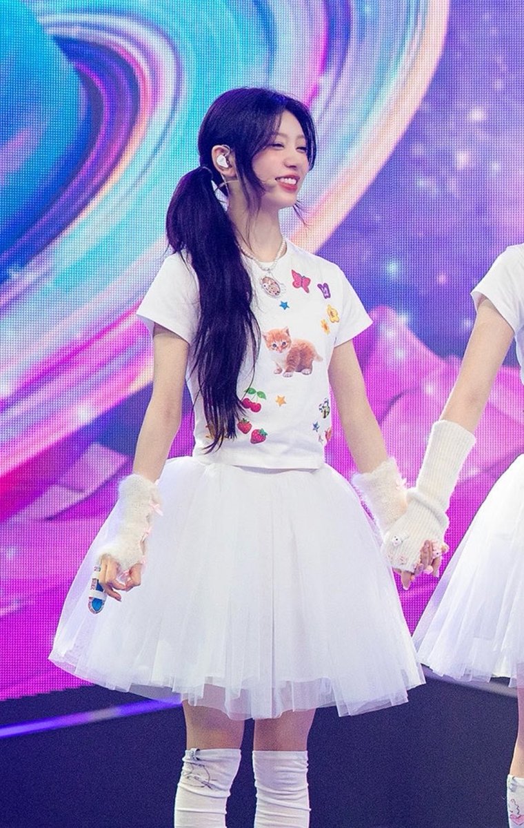 moka_nekoillit's tweet photo. モカちゃんが笑うだけでこんなに心が温かくなる。またこの笑顔を見れる日までずっと変わらず、今も変わらず大好き🐈‍⬛ https://t.co/Kyrqr0220x