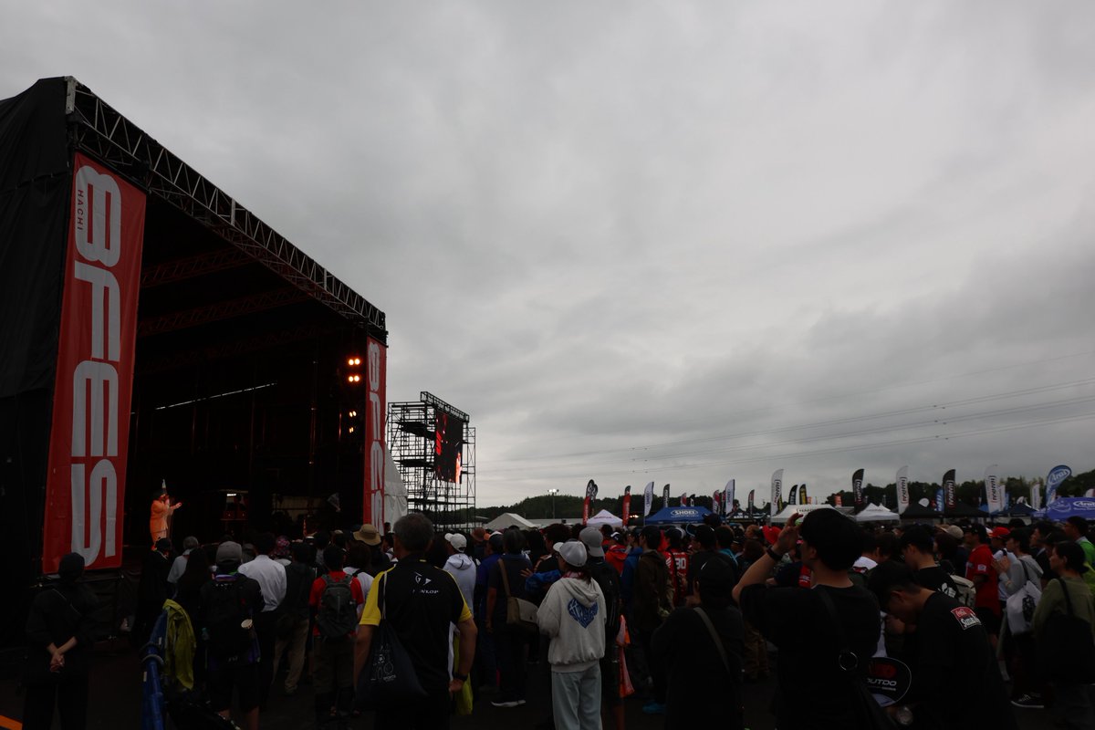 suzuka_event's tweet photo. ８フェスステージ Liveステージのトリはyamaさんでした！
サイコーのステージありがとうございました！
 #鈴鹿8耐 #FIMEWC #Suzuka8Hours https://t.co/sOH7Nqejhd