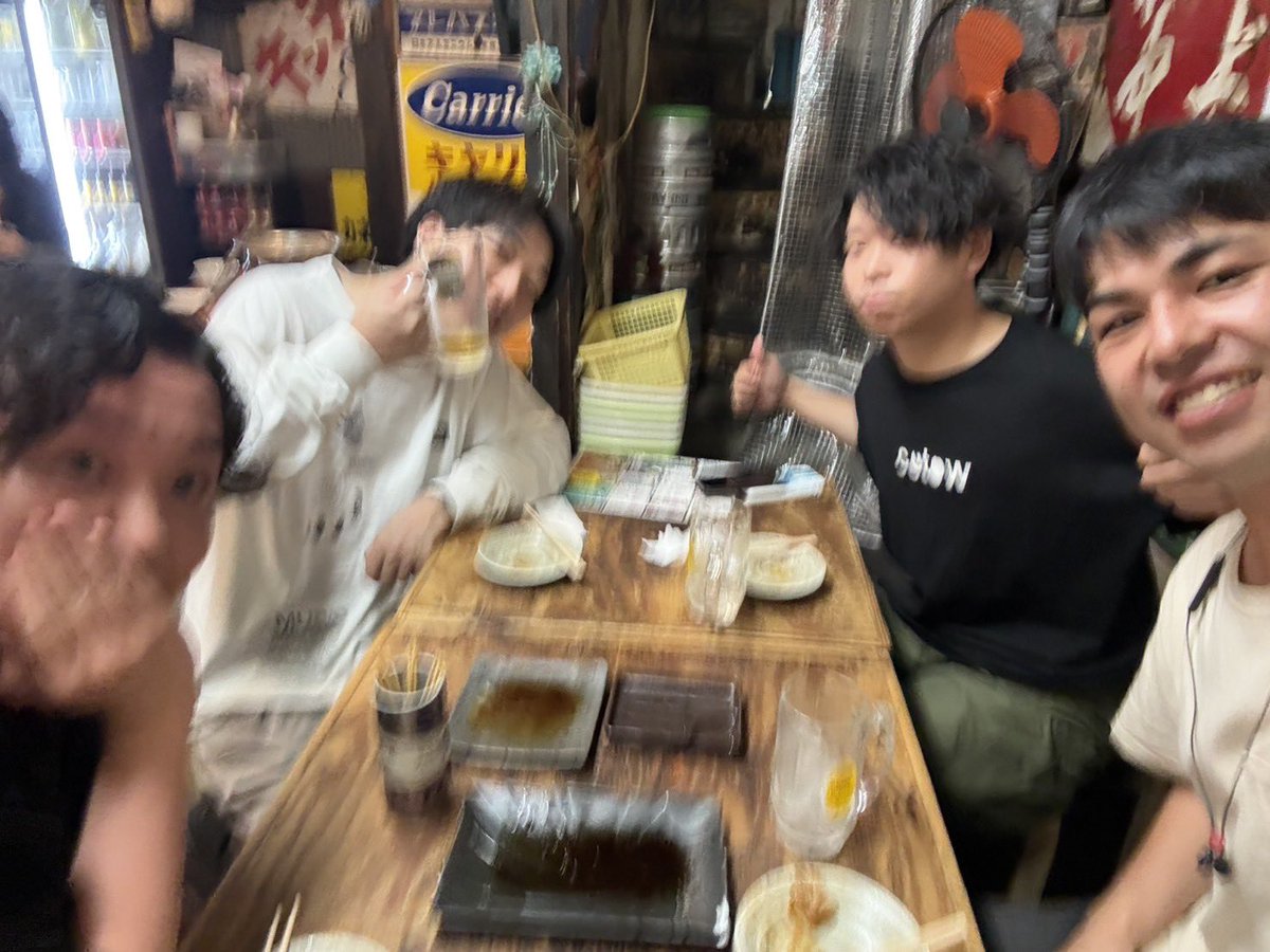 tomoki69_'s tweet photo. sow
sence of life
ANTI-JINX
大阪の汚い街で飲み会 https://t.co/cKJ9FbGWM0