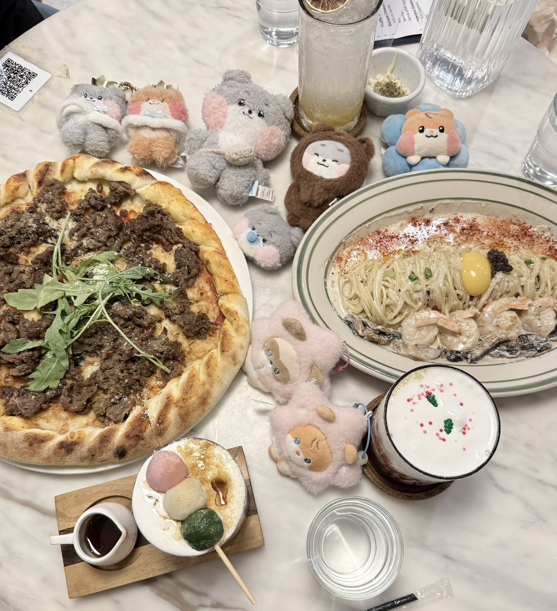 hellohaobin's tweet photo. good food good date 🍡🍝

w @kdacloudy @jangvicki https://t.co/JQtIZoeluf