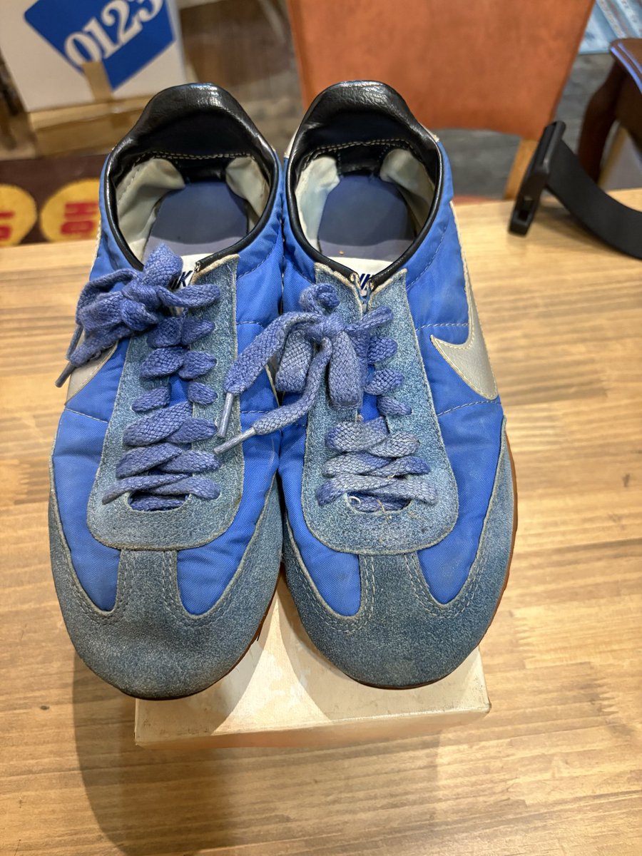 NIKE ナイロンマッハランナー 1981年製ビンテージ‼️ 箱付きですが鑑賞