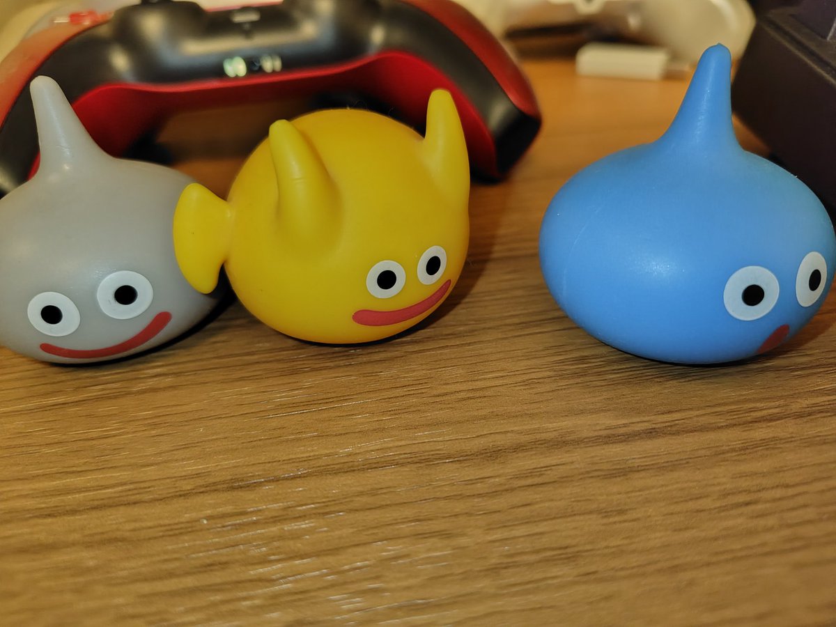 HSI0q0's tweet photo. ガチャでかわいいのあったから3回回した！！
めちゃかわいい！！ https://t.co/XIIuOOZkSu