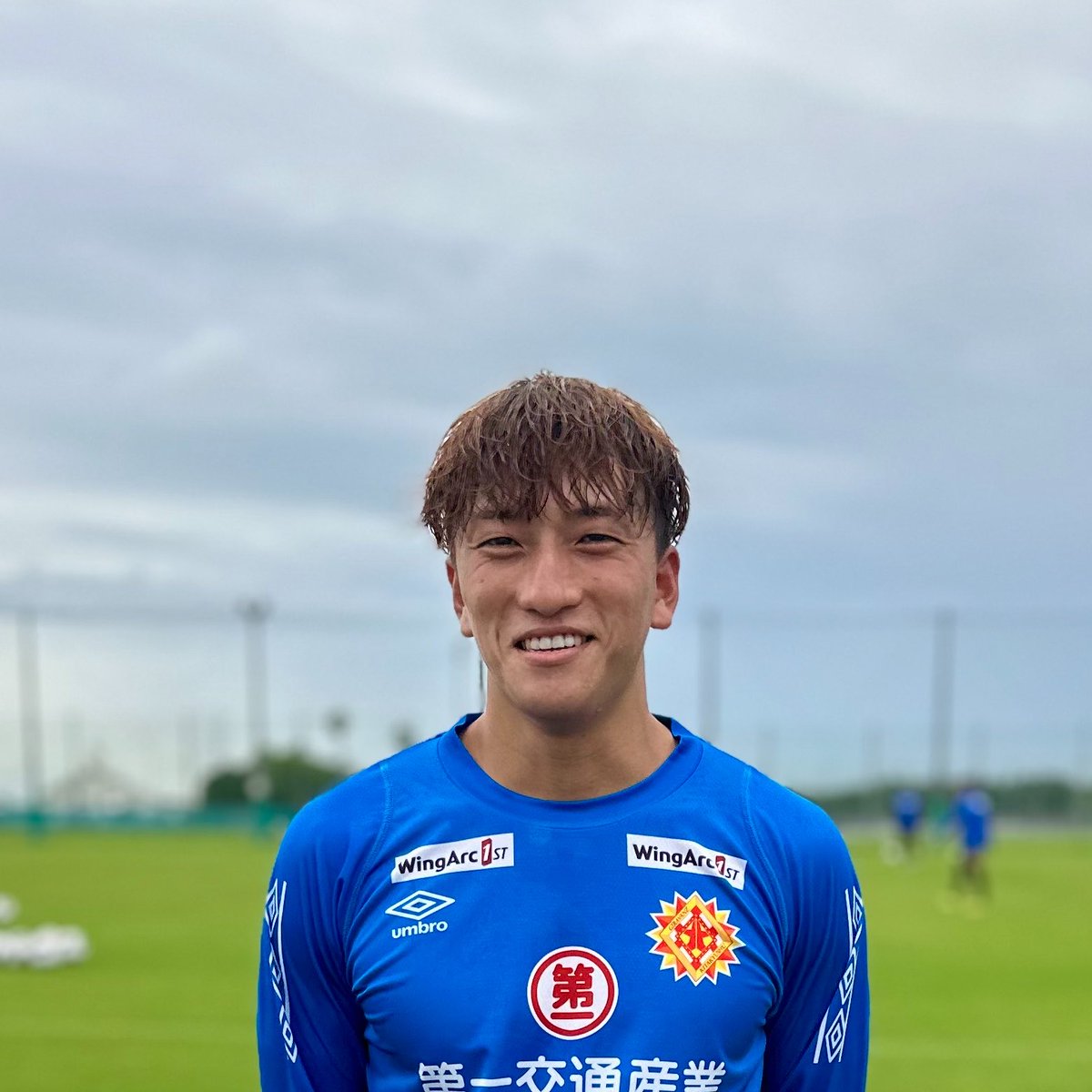 AshLynx61's tweet photo. 2026.7.4~5 週末の新門司 笑顔4選
ハードなトレーニング後の満面な笑みに新たな試みへの期待の思いを感じたり
#福森健太 選手　　　　　　#平松昇 選手
#官澤琉汰 選手　　　　　　#吉田晃盛 選手
#ギラヴァンツ北九州
#J2復帰 https://t.co/w4qzyxT4WR