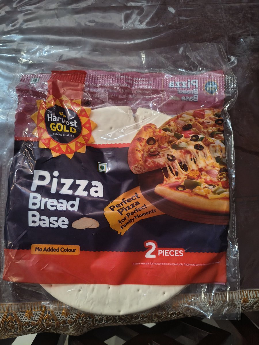 Nitinkrm14's tweet photo. Dear @blinkitcares @letsblinkit, I placed an order worth 569, and the pizza base arrived broken. Support offered a refund, but reordering means paying delivery, small cart, and other charges again. Why should I pay extra for your mistake? Please provide a proper resolution. https://t.co/uQlC1mMIKq