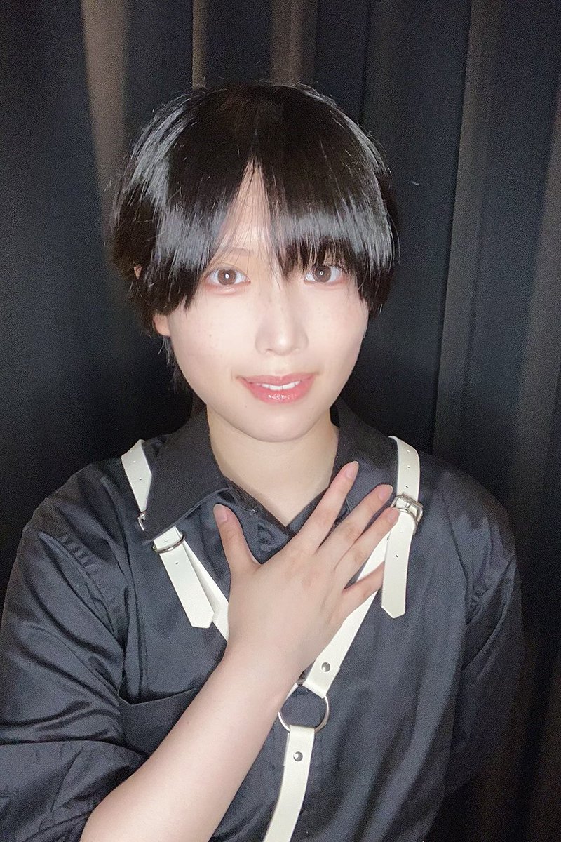minto_MUMA's tweet photo. 出勤してます！

日曜日!!
お待ちしてます⟡.·

 #男装MUMA  #男装コンカフェ https://t.co/rQYfZRU5f6