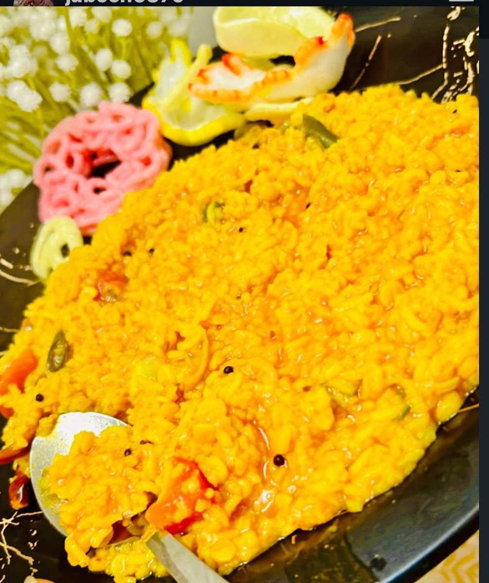 AIJAJ_B02's tweet photo. 🌿 simple Lunch Homemade Rasam Rice 🌿

A bowl of warm Rasam Rice—simple, comforting, and full of authentic South Indian flavors. ❤️✨

Light, nourishing, and made with love, it’s the perfect meal for a cozy day.

Every spoonful brings warmth, comfort, and the taste of home. 🤍 https://t.co/beR9EQrWiU
