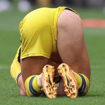FunkyMonster9's tweet photo. Football Spankables 🍑 (Vote in the comments) 
1. Giangiacomo Magnani
2. Piero Hincapie 
3. Raul Jimenez
4. Declan Rice https://t.co/SXVjSH7e6q