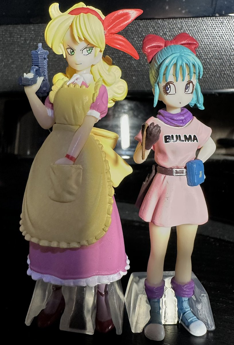 bbdash2's tweet photo. ドラゴンボールのガチャ
ブルマとランチさん
ほんとはチチが欲しかった https://t.co/ij9DD6ppY9