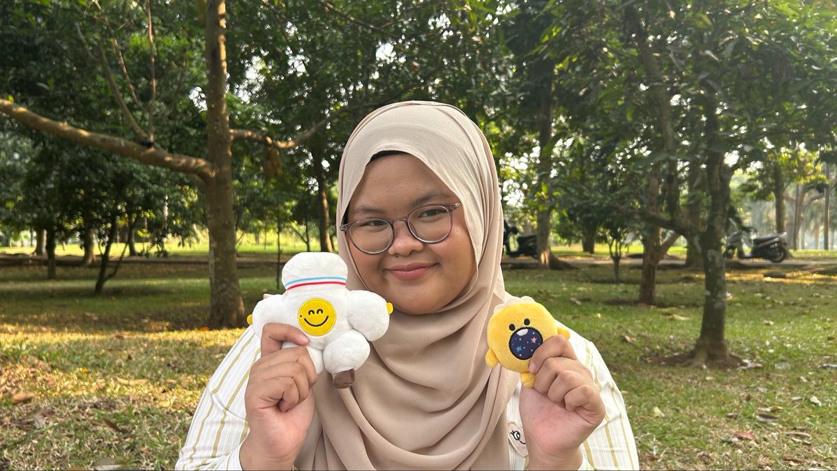 zee 🥥🤖 tweet media