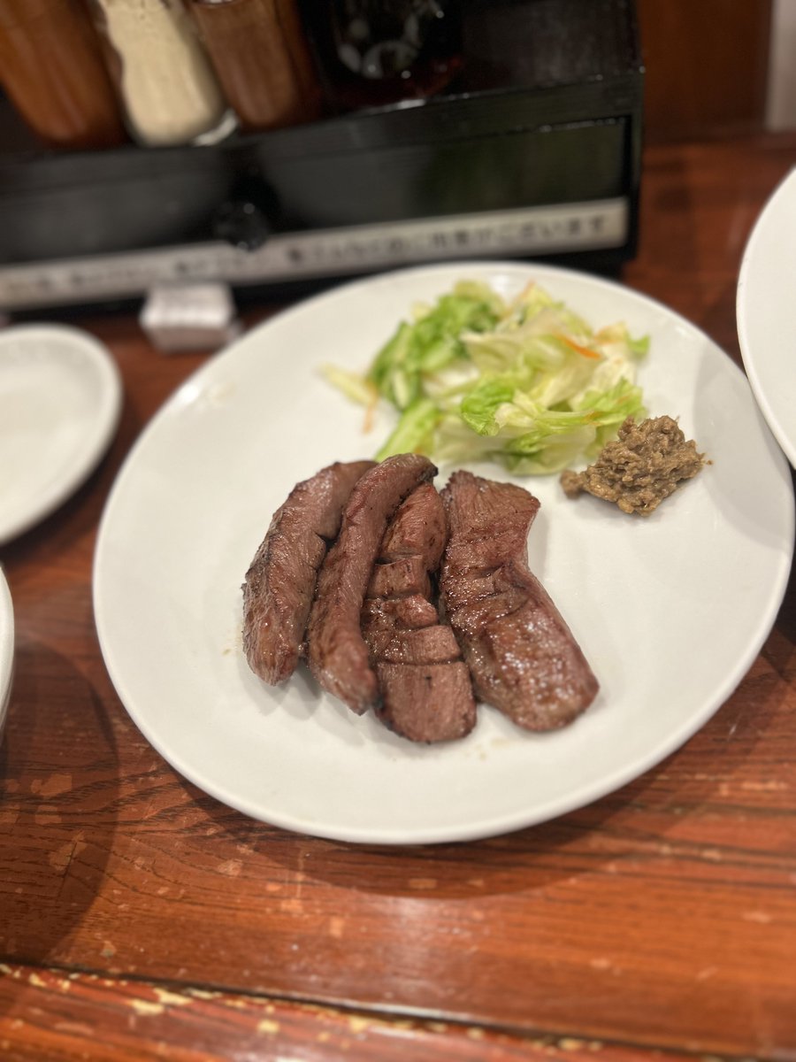 5Mugiko5's tweet photo. おなかいっぱい https://t.co/RZ9WLvzvTg