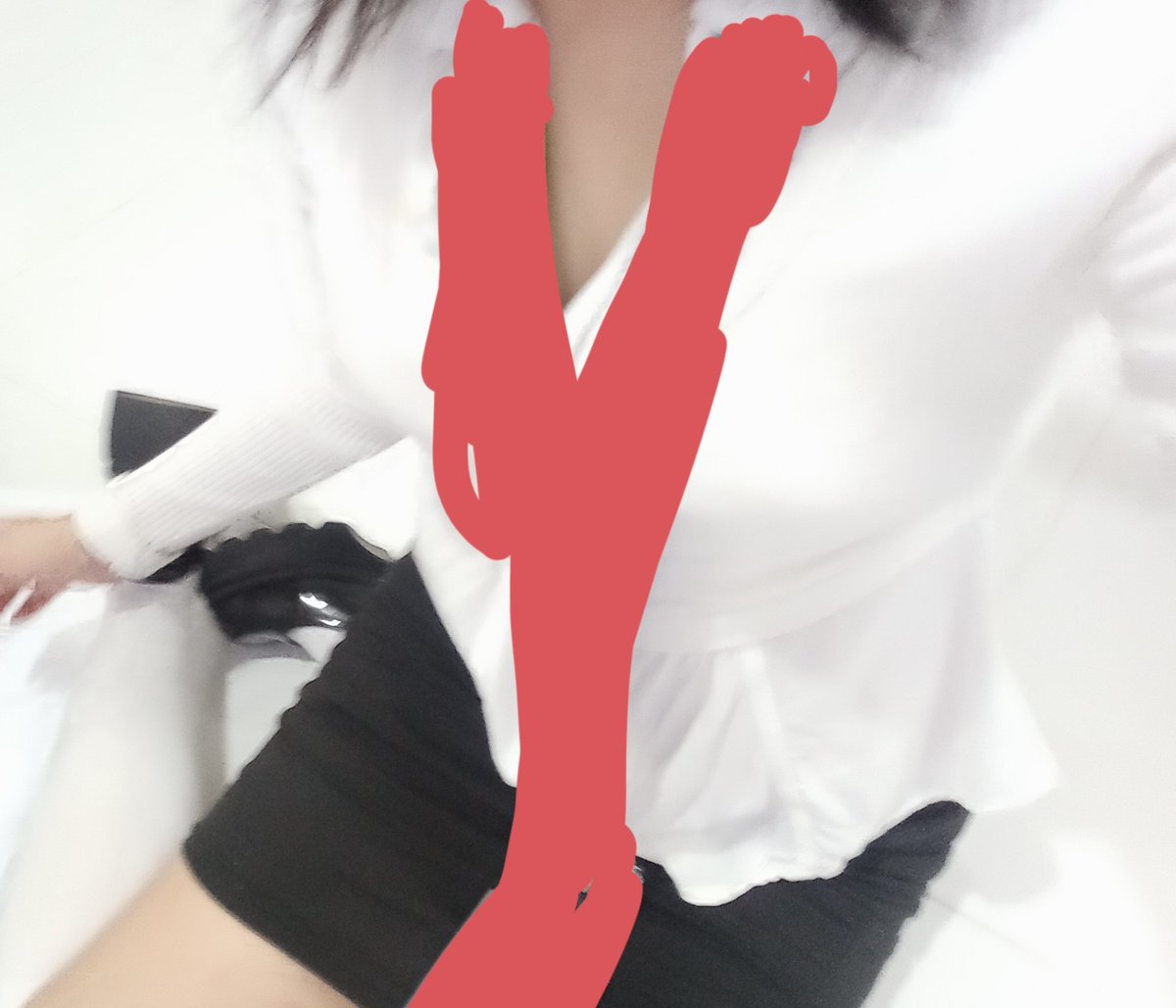 starryyRrin's tweet photo. I FOUND IT, IT WAS FOR A PRESENTING MY RESEARCH (the thing blurred out is my id lace okay? Also from ts like 2 years ago so shitty camera quality this was from like the archives of my phone LMAO) https://t.co/Ti5l0Pkt2m
