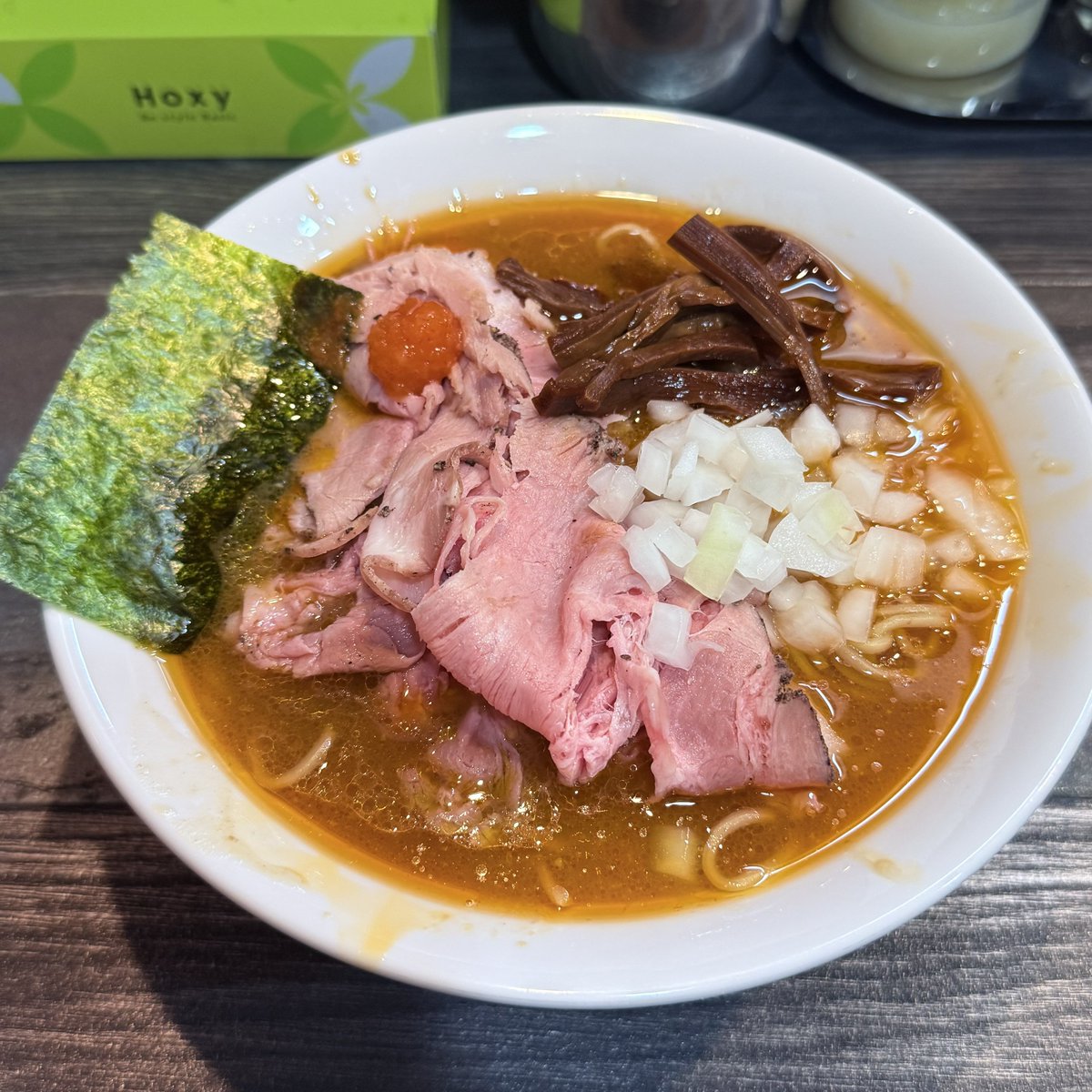 Nice_Night_Only's tweet photo. 蒲田蟹ラーメン

📍 crab台風。　かにソバ

濃厚な蟹の味わいが素敵すぎた〜
替え玉が美味しいので必須 https://t.co/Ytjvn3JeOE
