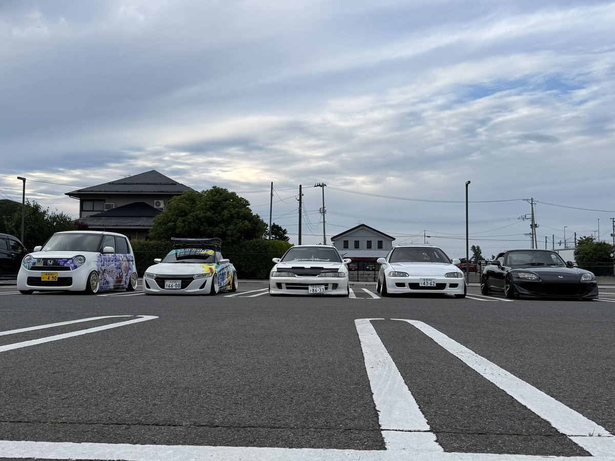 v_t_e_c18's tweet photo. 低床ホンダ会 https://t.co/vYOlWrO4qe