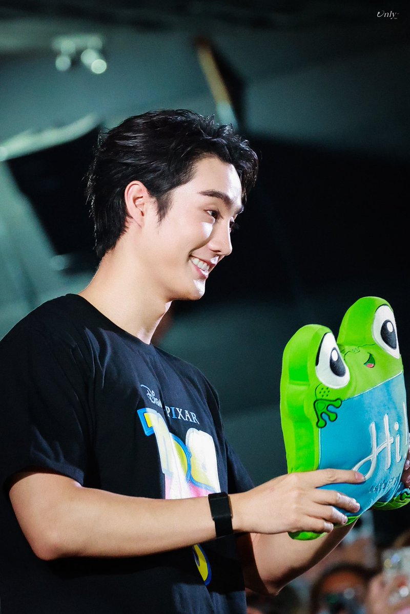only_fbjs's tweet photo. • 260705 • 🦊🍅

👋🏻👋🏻

FORCEBOOK MAFOX TOYSTORY5
#SFxForceBookTomafox
#fforce_ @fforcejs https://t.co/bTnjATrqGW