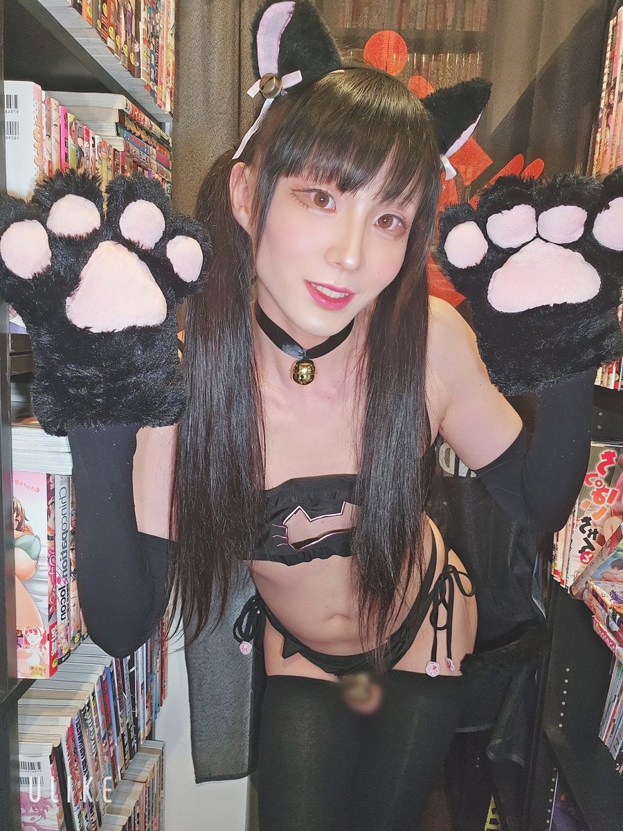bregaleohlfox's tweet photo. Meow~♥🐱
I'm a tomcat, nyan! ♥ https://t.co/TeEDQTzCpL