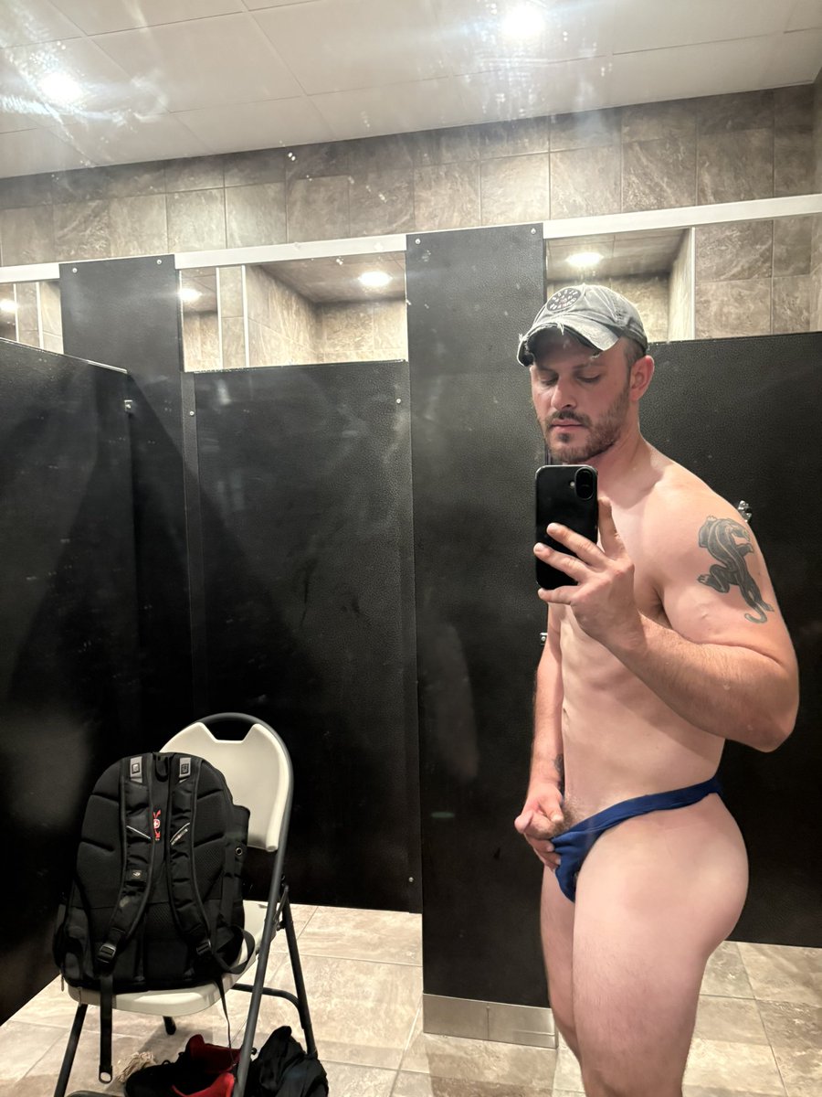 lildicknic's tweet photo. Anybody else get mogged by their family?? My little brother is over 9” and I couldn’t even make it to 3”. My dad is 8.5” and must be so disappointed seeing his son’s micropenis. #gaysph #tinydick #betadick #gaytinydick #gaytinypenis #micropenis #sph #gayexposed #tinydickexpose https://t.co/nXbzTbl99T