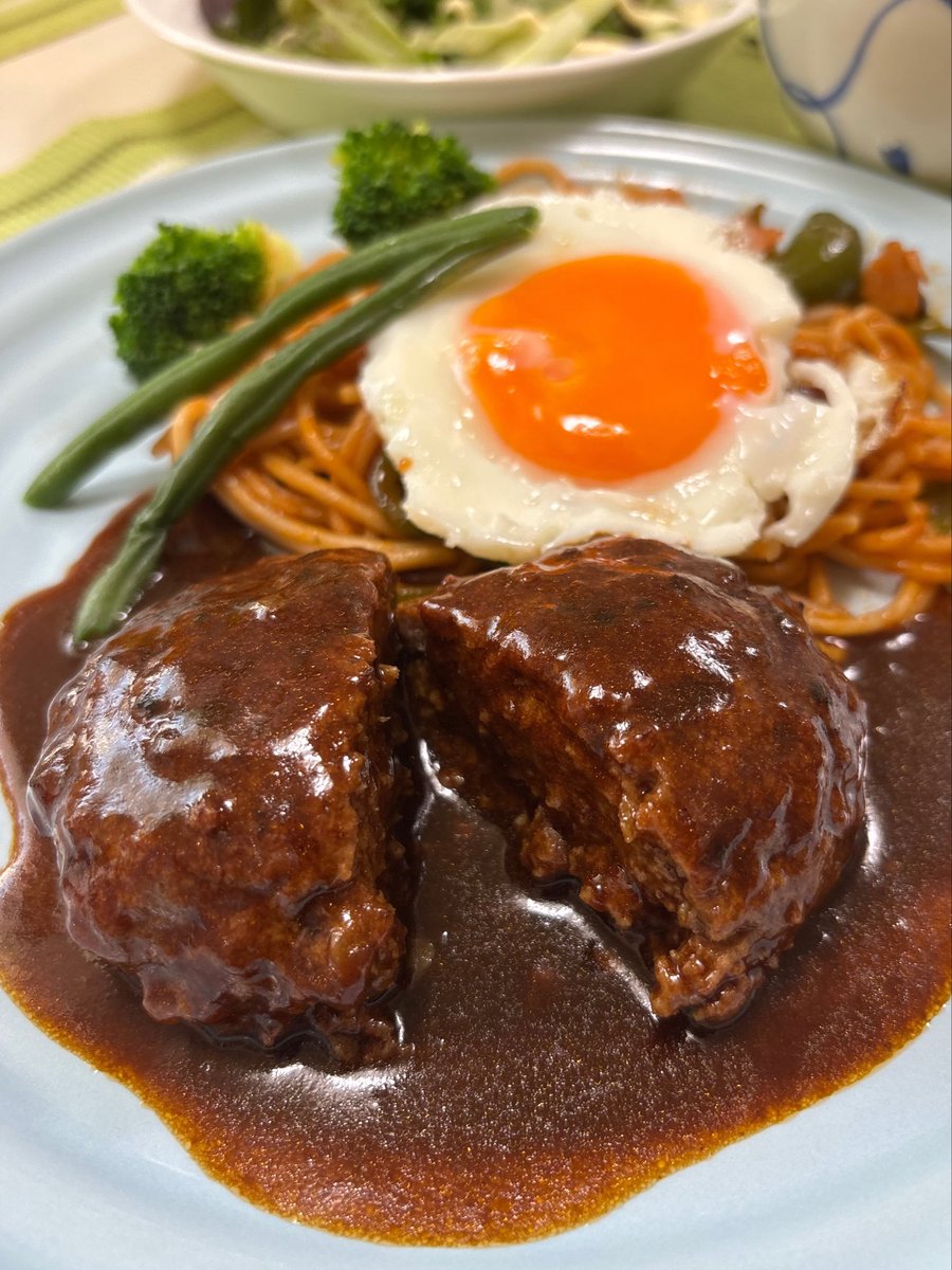 ハンバーグ！ハンバーグ！ハンバーグ！