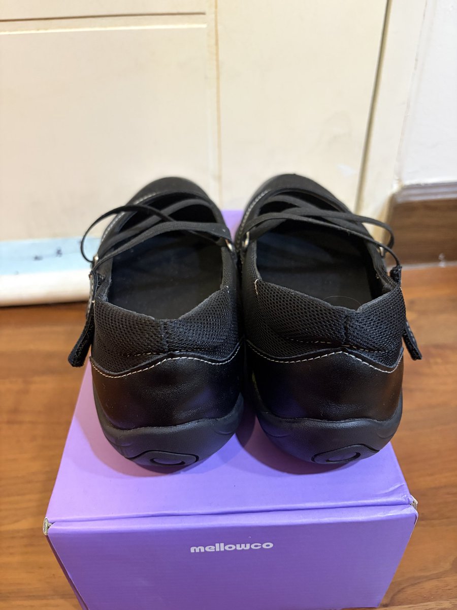popidopopipo's tweet photo. ส่งต่อรองเท้า MellowCo Ballet Sneaker รุ่น Rora สีดำ🖤
💌 ราคา 450 บาท ส่งฟรี
📏 ไซส์ 40
📸 สนใจขอดูรูปเพิ่มเติมได้เลยนะคะ
#ส่งต่อรองเท้า #รองเท้า #mellowco #รองเท้าmellow #ส่งต่อเสื้อผ้า #ส่งต่อเสื้อผ้ามือสอง #ส่งต่อรองเท้ามือสอง #รองเท้ามือสอง https://t.co/uLElpGX3PT