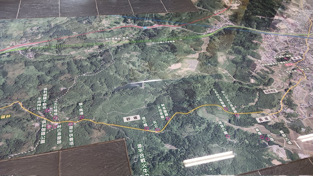 NuttsoLeicht's tweet photo. 倶利伽羅源平の郷 埴生口
護国八幡宮の参道入口にある、倶利伽羅峠の歴史をコンパクトに紹介するミニ資料館。入館料は何と無料！ https://t.co/4Q4cUVRe6F