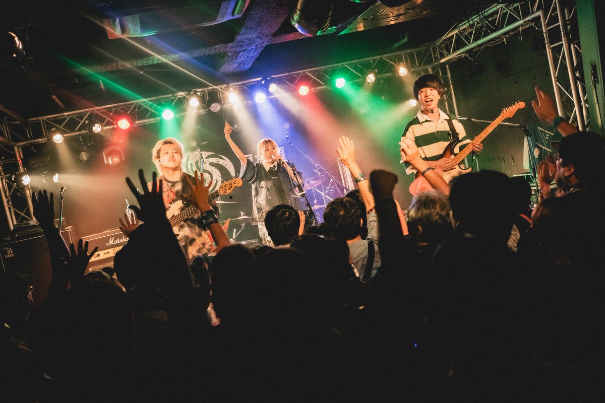 melikret's tweet photo. ⟡.·*.···· 見放題名古屋2026 ····⟡.·*.
📍名古屋・CIRCUS

1.idiocracy
2.ネガ・リセット！
3.メリーバッドエンド
4.あしたのごちそう
5.サテライトスタジオ
6.葵月だって泡沫

次はツアーでお会いしましょう…🐑𓈒 𓏸

#メリクレット
#見放題名古屋2026 https://t.co/01zKLJluWt