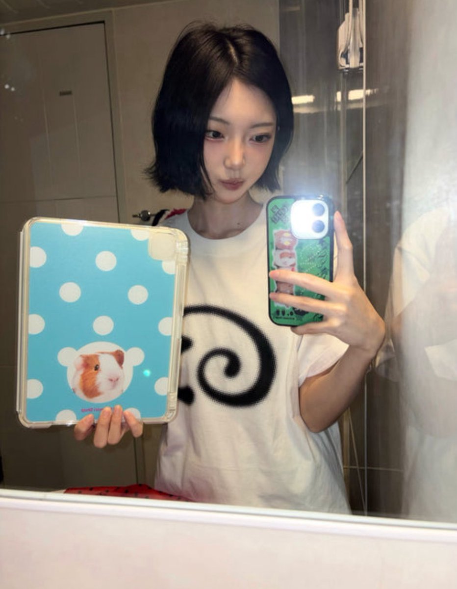 dig_daisuki's tweet photo. 大バズりしてた10.5miriの新作、ハムスターのiPadケースってかわいすぎない、？？ https://t.co/X16fJl2yc3
