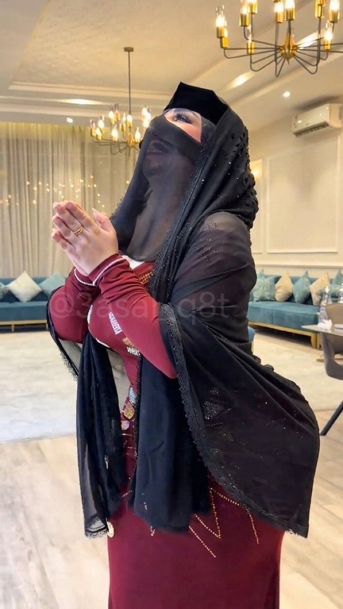 slpycuck's tweet photo. البدوية اذا ماخنزرت ديوثها ماترتاح🙄🍑
#ديوت_بدوي https://t.co/3sAdnobUOG