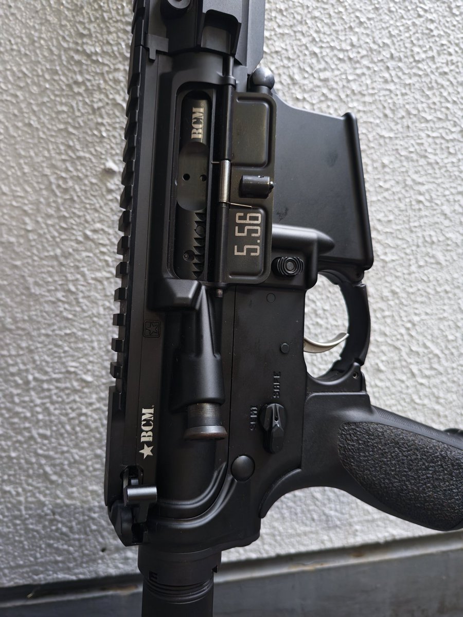 Aryce0409's tweet photo. 新しい子がやってきました！
BJTACのBCM Mk2 Raiderです！
今となっては超貴重なBJ製品を知り合いから譲っていただきました…！ほんとにかっこいい。ガイズリーとはまた違って惚れ惚れします…！
カスタムも頑張らないとな〜 https://t.co/nsz4ligbqs