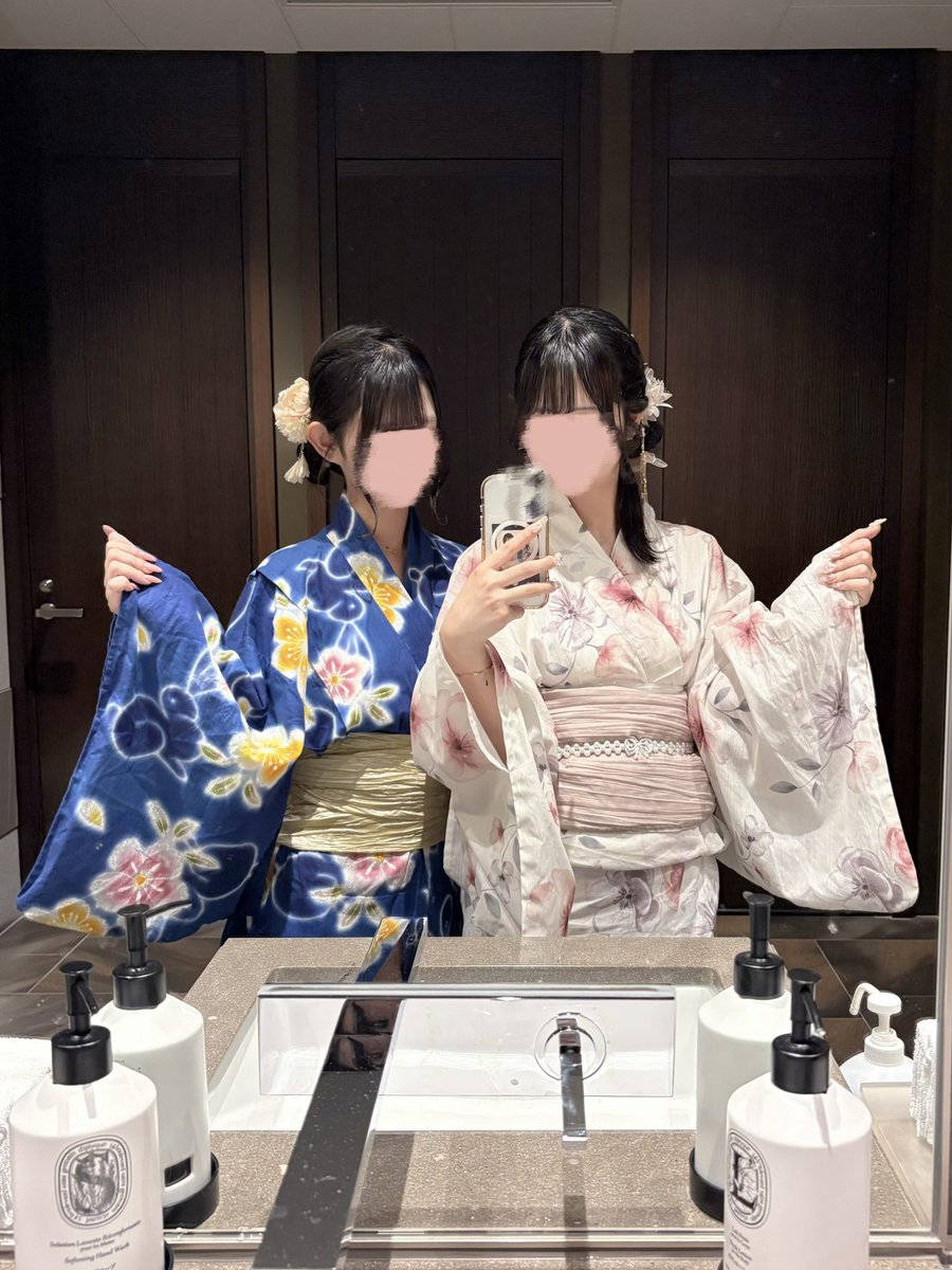 ll_mp3's tweet photo. 今季初のかき氷と浴衣🍧🎐 https://t.co/eNkjHF0dNP