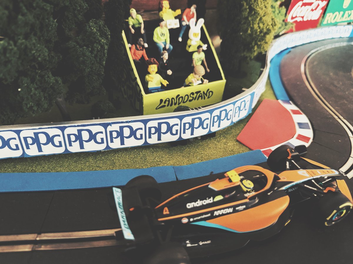 Scalextric tweet media
