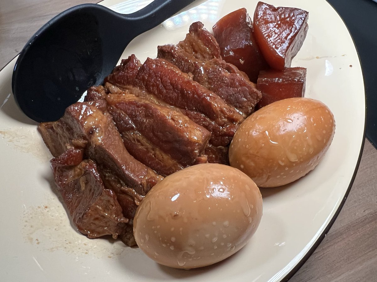 0comoco's tweet photo. 美味しく！できた٩(   ´ω`   )و

ちょっと決め手であろう材料が足りなくて(紹興酒)代用しちゃったので次はレシピ完全再現したい…。 https://t.co/abgFfRIji4