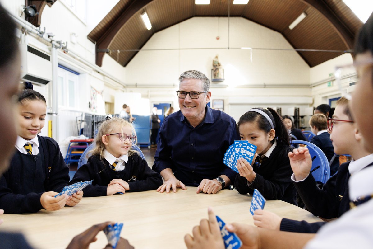 Keir_Starmer's tweet photo. As I get ready to pass on the torch to the next Labour leader and Prime Minister, here are my thoughts on our first two years in government.

What we've done, and more importantly, who we have done it for.

Read my latest Substack.

https://t.co/CuS0d4jOWm https://t.co/wGvwAoUQSt