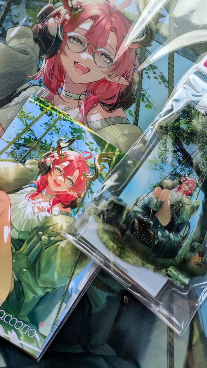 netgamermurapy's tweet photo. シャコンヌ一式買ったらポスカもシャコンヌにしてくれた https://t.co/HP0dtxvyUB