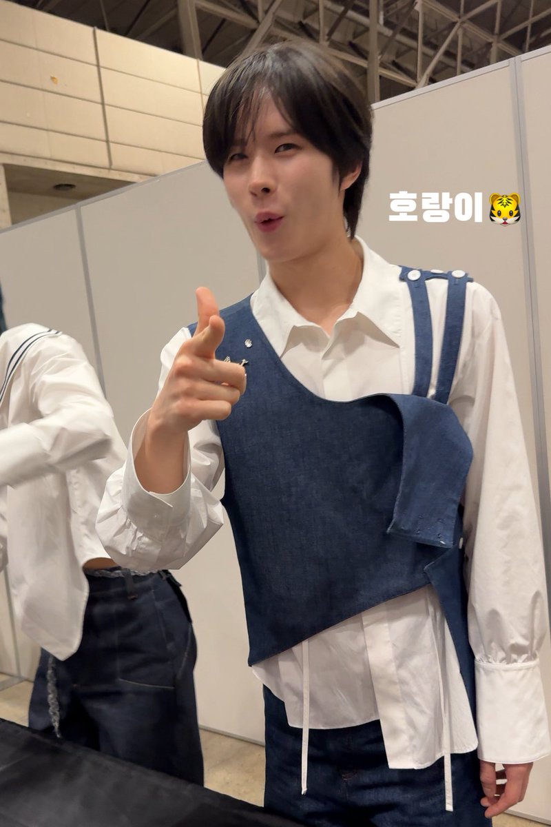 tora_mayo41's tweet photo. 260705 TWS NO TRAGEDY オフイベ
ハートタッチ

ぜったいわすれない！
と意気揚々の可愛いギョンミンくん🐯💖
今日を通して名前の話しかしてないwwww

 #TWS #투어스 #경민 #ギョンミン https://t.co/4SEv41sKJv
