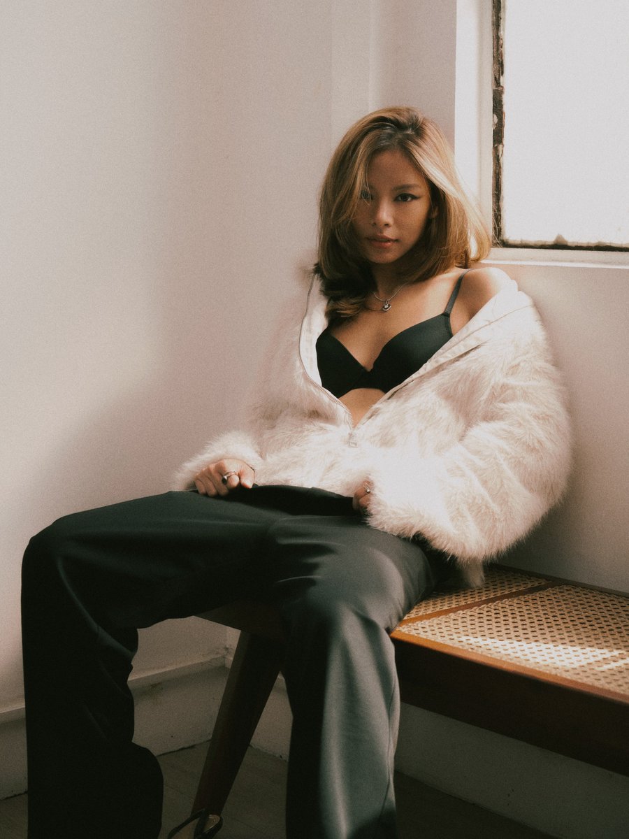 MaegMedinaPH's tweet photo. [ 070526 | MAEG INSTAGRAM UPDATE ]

" 23💋 shot by @/bercsssss at @/espaciocreativo.escolta"
-MM

🦋 : https://t.co/ZMkwqhbp1O

#YGIG @ygig_official
#YGIGMAEG @maegan_mdn https://t.co/ogCPBjmR8t