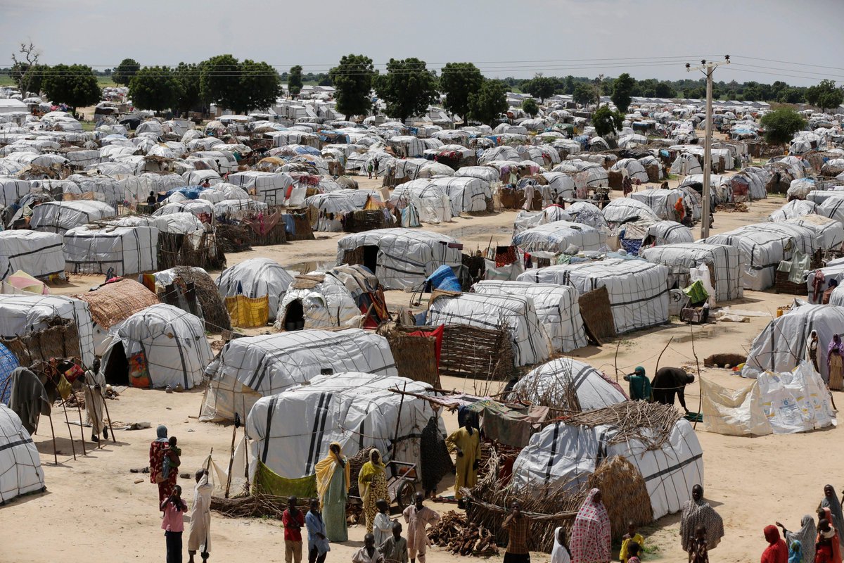 Tchad360_'s tweet photo. تحذير أممي: أكثر من 3.5 مليون نازح في حوض بحيرة تشاد، و8.2 مليون شخص بحاجة إلى مساعدات إنسانية، مع استمرار تدهور الوضع الأمني

#Tchad #LacTchad #UNHCR #Afrique https://t.co/dkc7ZTDZFz
