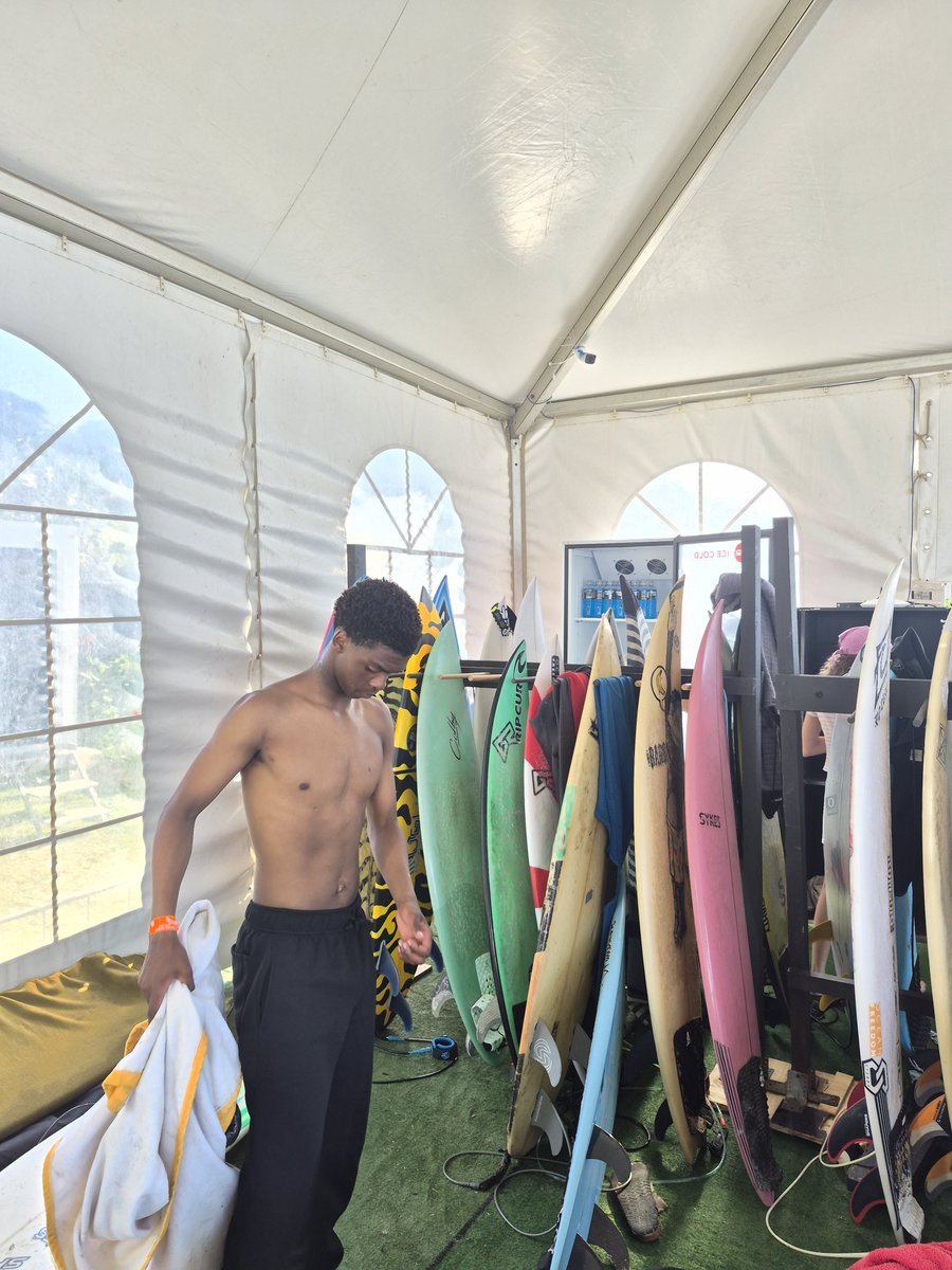 ChumaMagusha's tweet photo. Inam made his heat this morning and is through to the next round🏄‍♂️🔥 beautiful conditions but still very tricky out there🌊 Fired up for round 2🔥 https://t.co/ObA8PLBgt1