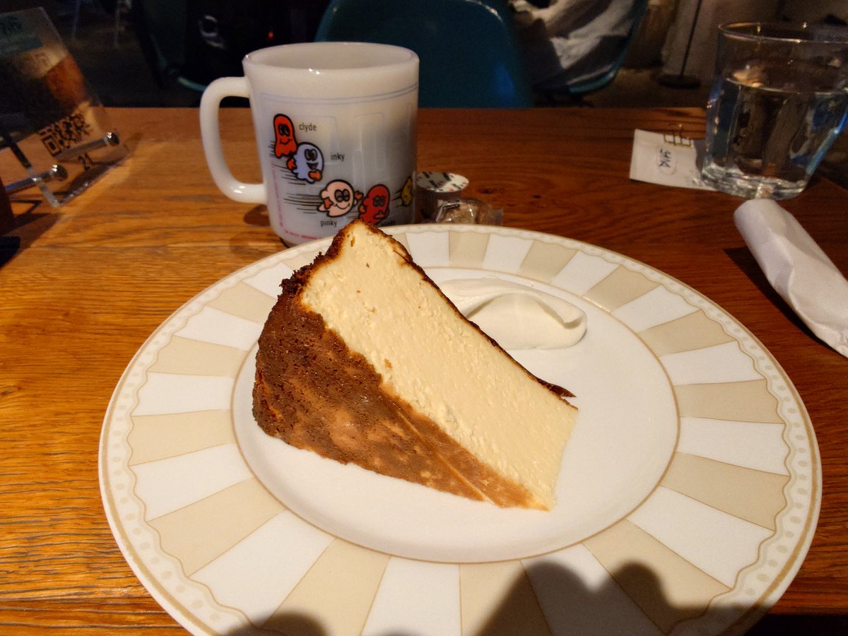 liz_take's tweet photo. かわいいマグカップ https://t.co/JF2LjwAbNd