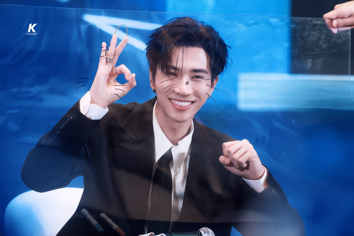 kiki0429_'s tweet photo. Can this be a cute day?

#perthsanta #PerthSanta 
#Perthppe @perthppe https://t.co/ZF7wPzW2Mj