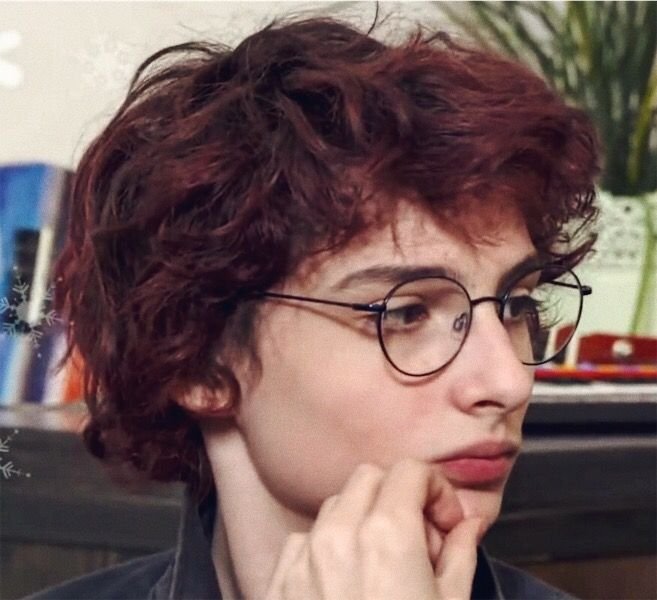 finnwhair's tweet photo. finn wolfhard with red hair https://t.co/G6YMPOvueP
