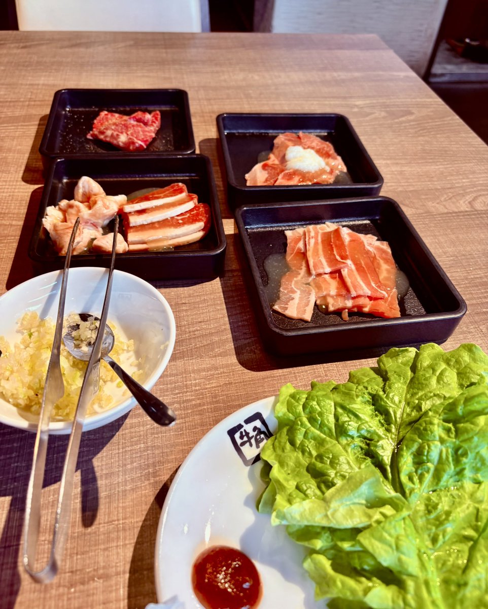 xloisp's tweet photo. ボーナス入ったので牛角で1人焼肉 https://t.co/Ws3yd2pY6S