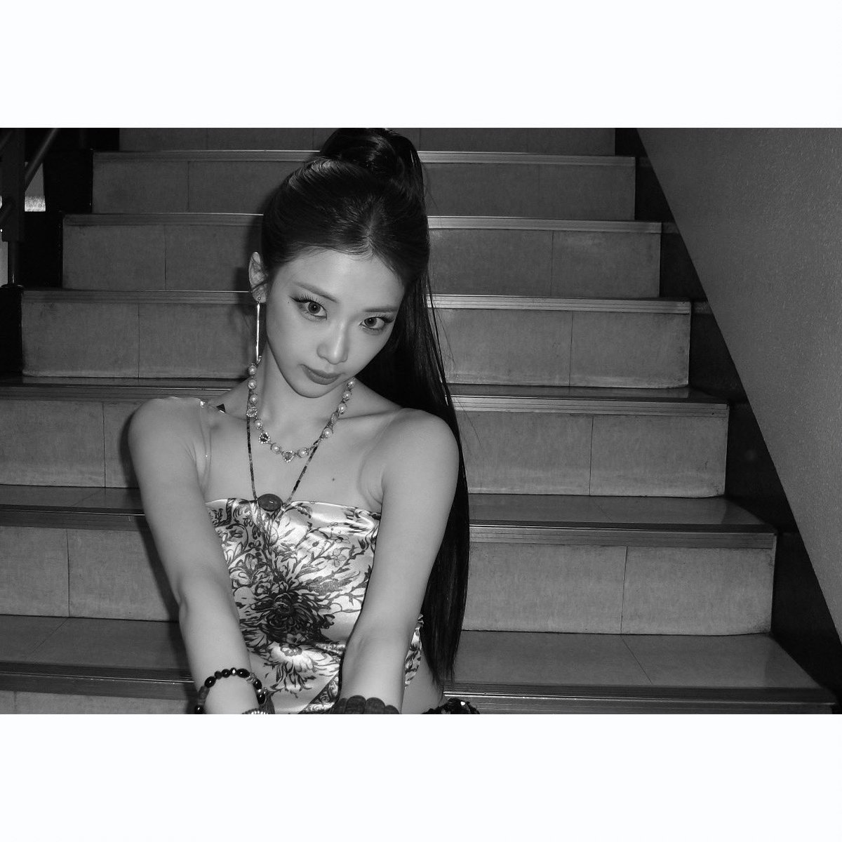 picbaemon's tweet photo. RUKA WEVERSE UPDATE https://t.co/nHyA94qQMd