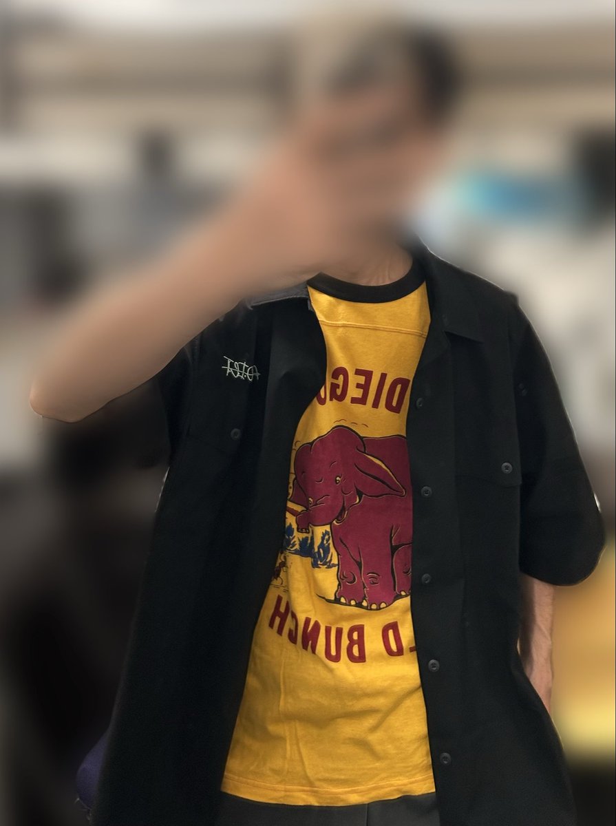 SanDiego_Jordan's tweet photo. 今日のアディ活。
少し肌寒いようなので、半袖シャツを。
この半袖シャツは、ポストを見て持っていたのを思い出しました。
半袖シャツもアクセントとして良いですね。
ワッフルソールはまっております。
#nike
#freewheelers
@addict_snkrs27 https://t.co/r3pm2i1F6y