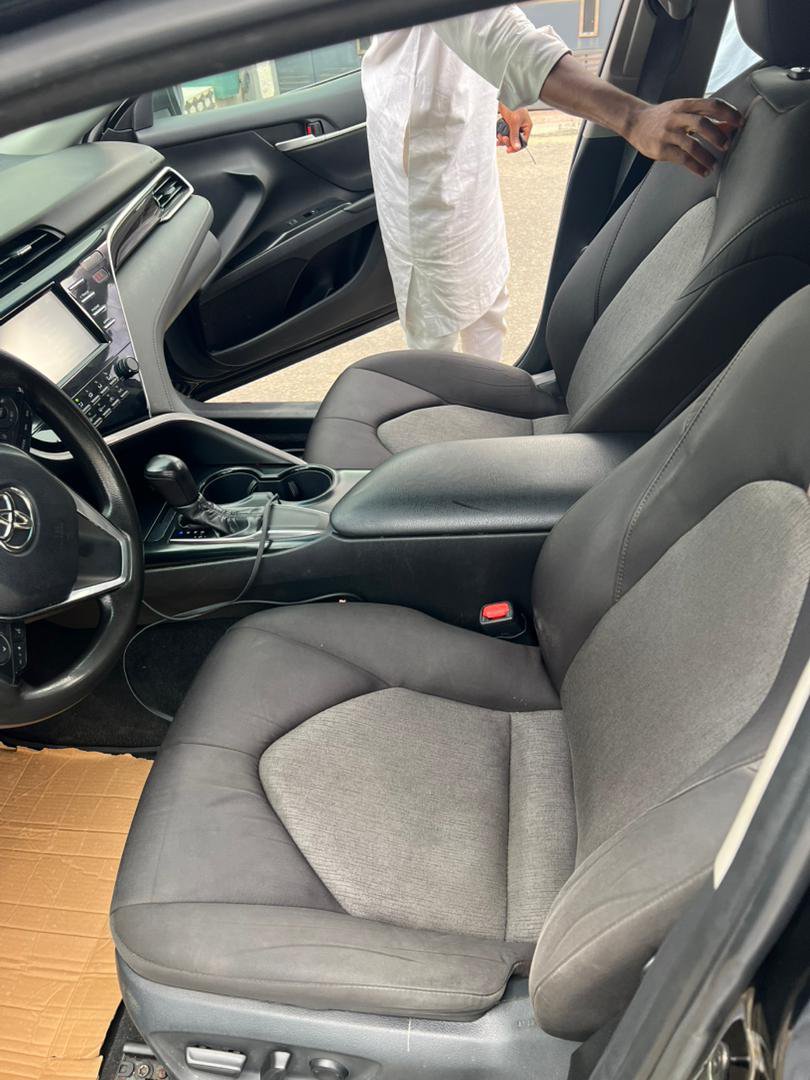 Farouk_Mokwa's tweet photo. One of my dream in car business is to own a car stand as soon as possible, I am glad to announce that we've got our first car on ground ready for pickup by the fastest available lucky client

Foreign Used Camry LE 2018
Accident Free
Last week entry/duty
Available in Abuja
Price 18.9M