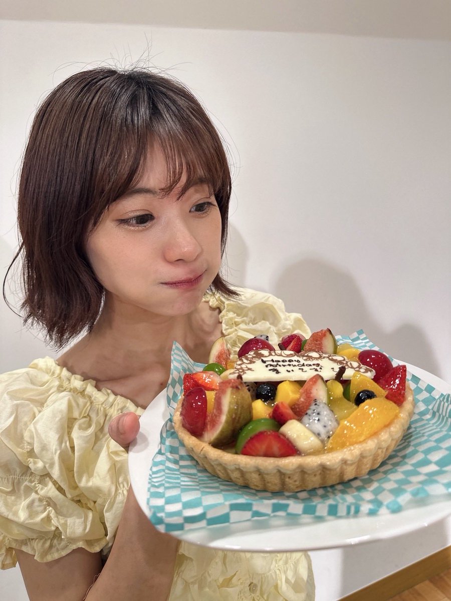 maiko56_0705's tweet photo. 本日27歳になりました😊

生誕祭も当日にできて嬉しい限りです🥺
企画してくれるみかん本当に
いつもありがとう！

あいにくの天気ではありましたがお越しくださった皆様もいつもありがとうございます！！

今年も楽しい一年にしましょうね😎 https://t.co/V2x7FmAYyu