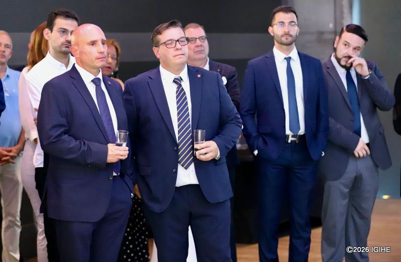 Karirima1's tweet photo. Ambasade ya #Rwanda mu Bwami bwa #Luxembourg yizihije imyaka 32 u Rwanda rumaze rwibohoye, mu birori byitabiriwe n’abahagarariye inzego za Leta ya Luxembourg, abahagarariye ibihugu byabo, abafatanyabikorwa b’u Rwanda ndetse n’Abanyarwanda batuye muri Luxembourg.

Ambasaderi w’u Rwanda muri Luxembourg, Mimosa Aurore Munyangaju, yibukije ko itariki ya 4 Nyakanga 1994 ari umunsi w’amateka usobanura ihagarikwa rya Jenoside yakorewe Abatutsi n’intangiriro y’u Rwanda rushya.

#Kwibohora32
@RwandainLux @AuroreMimosa 

*Inkuru irambuye n’amafoto*⤵️⤵️
https://t.co/LGyVVdQCE3