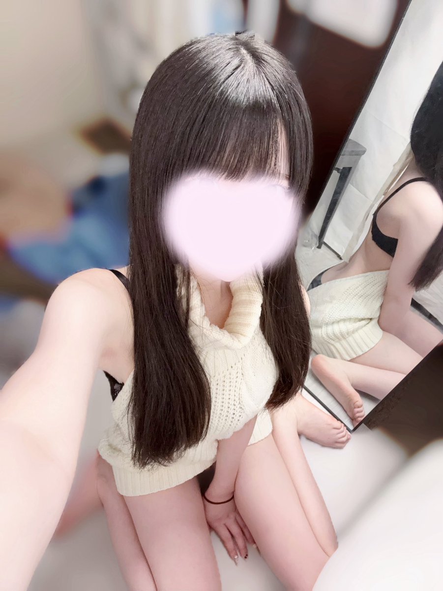 nene_qil's tweet photo. これなんて名前のセーターなの？ https://t.co/eAIw50HGlz