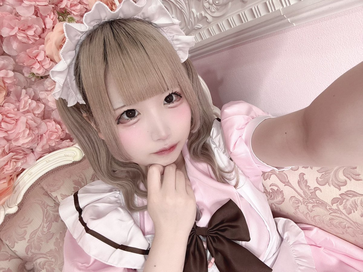 coco_pffuk's tweet photo. 世界滅びても一緒に生きてくれますように♥ https://t.co/ysC3N2rsAD